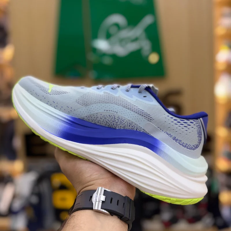 Alternative view of MagMax Nitro White