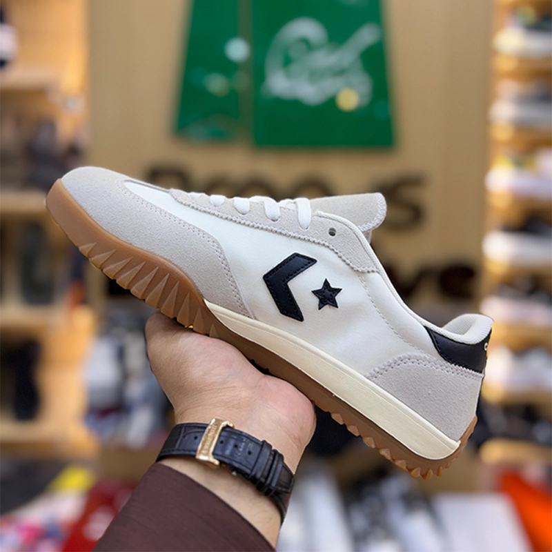 Alternative view of Converse Run Star Low White