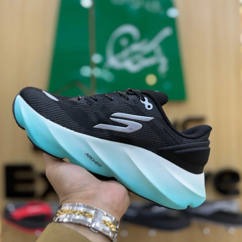 Alternative view of Sks Areo Burst Black Mint