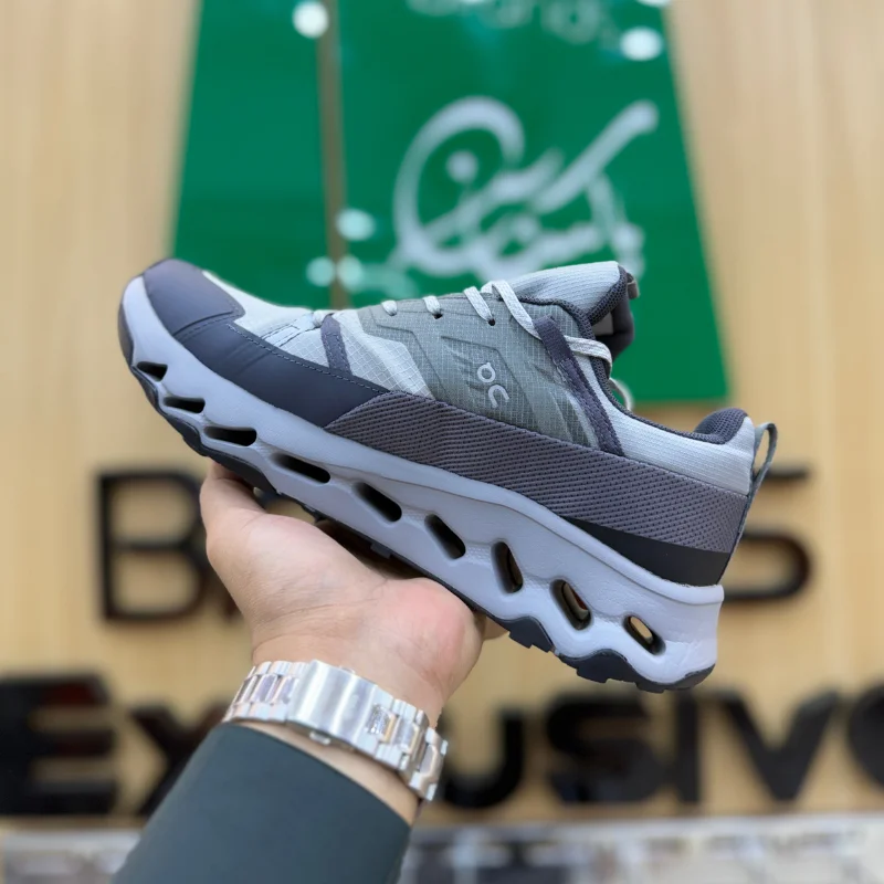 Alternative view of Cloud Horizon Alloy Frost