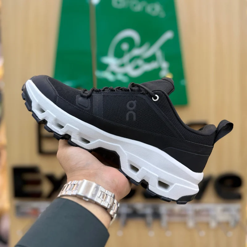 Alternative view of Cloud Rock Low