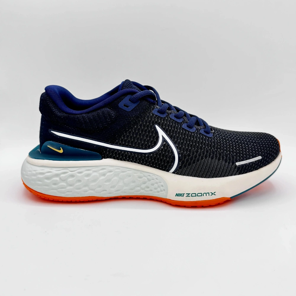 ZoomX Invincible 2 Obsidian Orange